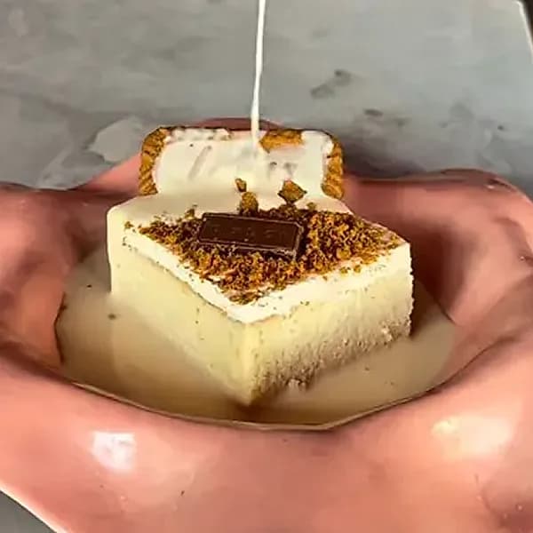 Lotus Milkcake